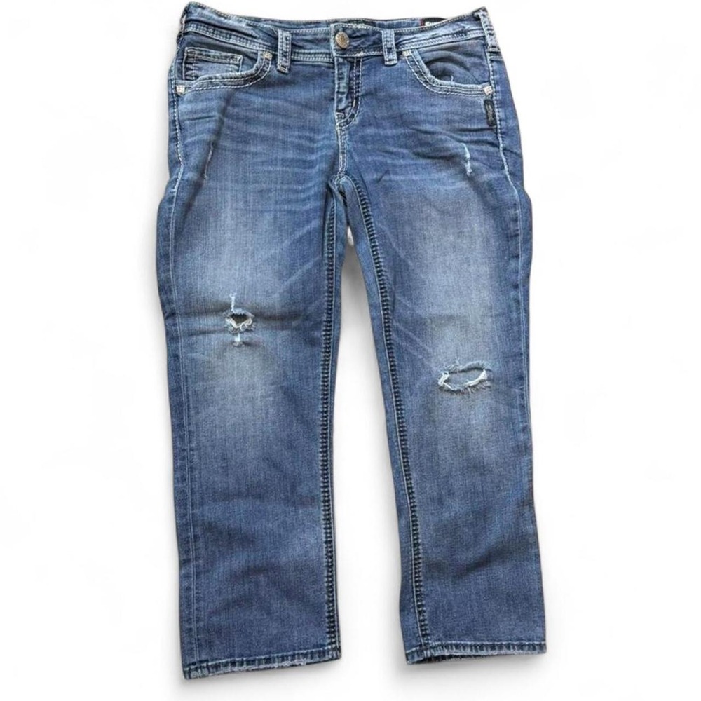 Silver Aiko Mid Rise Distressed Capri Jeans, Women's Size 31/22